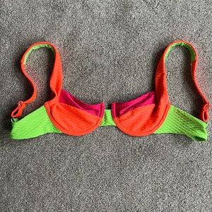 Vetchy Laguna bikini top Sz S